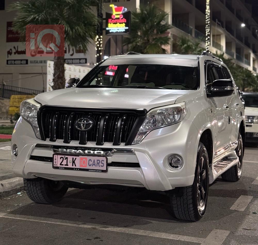 تۆیۆتا لاندكروزر پرادۆ